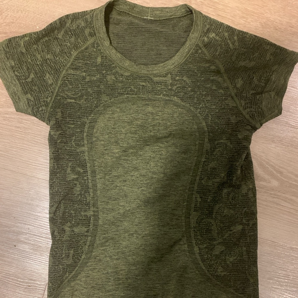 Lululemon Run Swiftly Short Sleeve Top